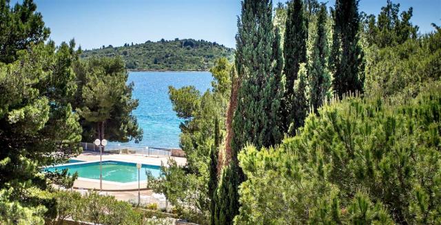 imperial-vodice-camp-nature.jpg