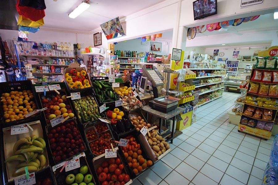 market-03g.jpg