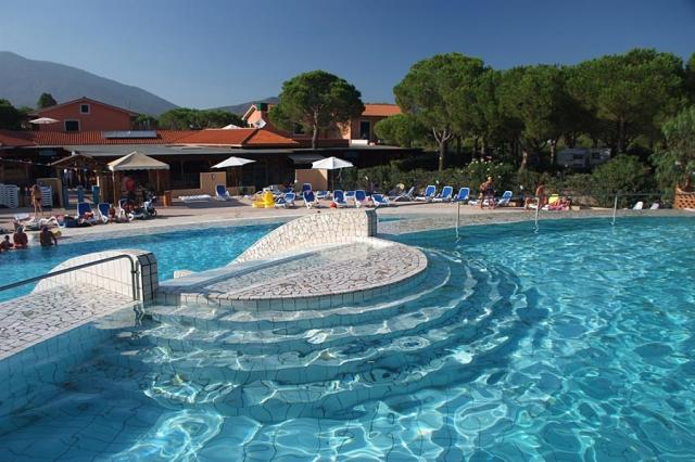 piscina-05g.jpg