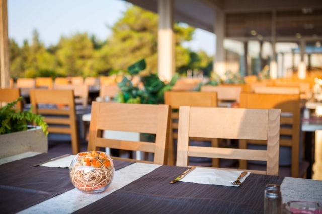 table (7).jpg