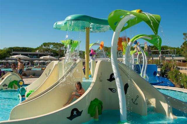 Kids-Pool-Camping-Mediterraneo-Cavallino-Treporti-Venezia-1.jpg