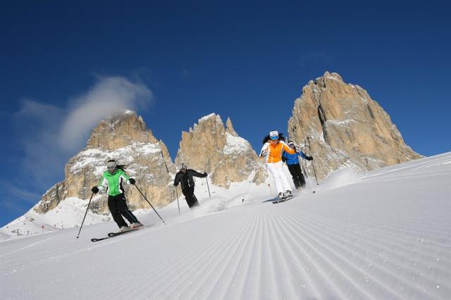 cestovni-kancelar-victoria-italie-val-di-fassa-e-carezza-sella-