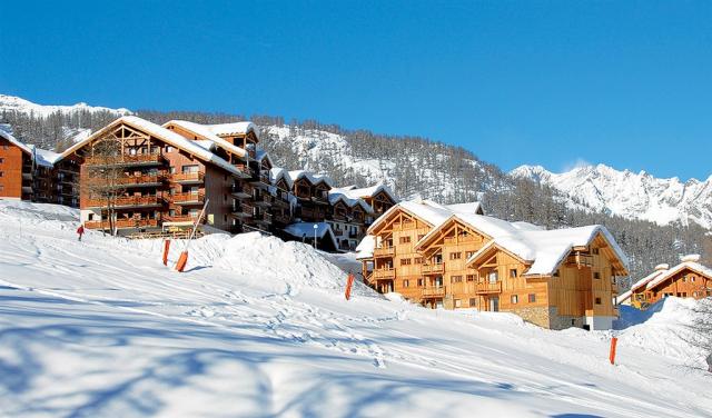01_FR_Vincent_Blanche_ext01.jpg