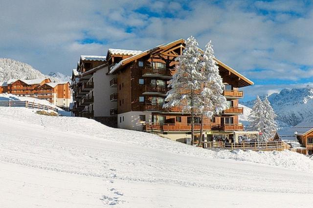 05_FR_Vincent_Blanche_ext02_n_779x519.jpg
