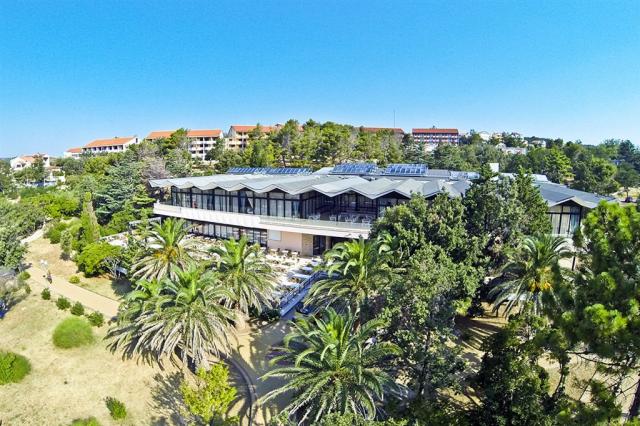 san-marino-resort-restaurant-airview.jpg