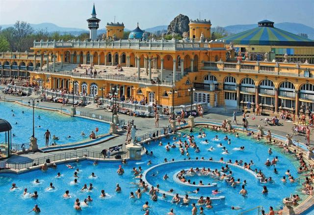 ADV  2dny Budapest2.jpg