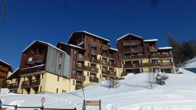 residence-michailles-545521.jpg