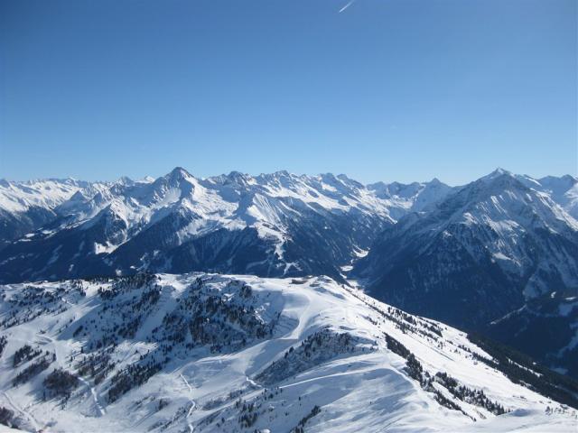 cestovni-kancelar-victoria-rakousko-zillertal-arena-1.jpg