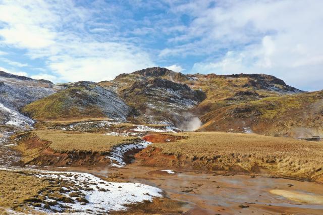 <p>Island – oblast Seltun – foto Freysteinn G. Jonsson on Unspl