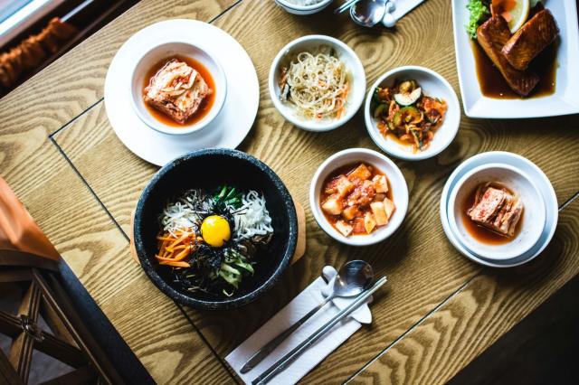 <p>Jižní Korea – pestrá kuchyně a kimchi – foto Jakub Kapusnak 