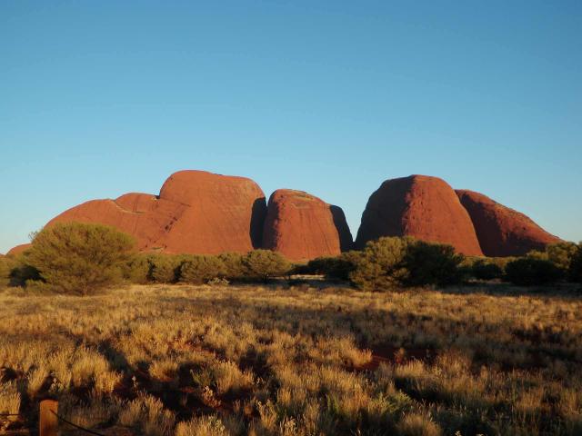 <p>Austrálie - Kata Tjuta neboli Olgas</p>
