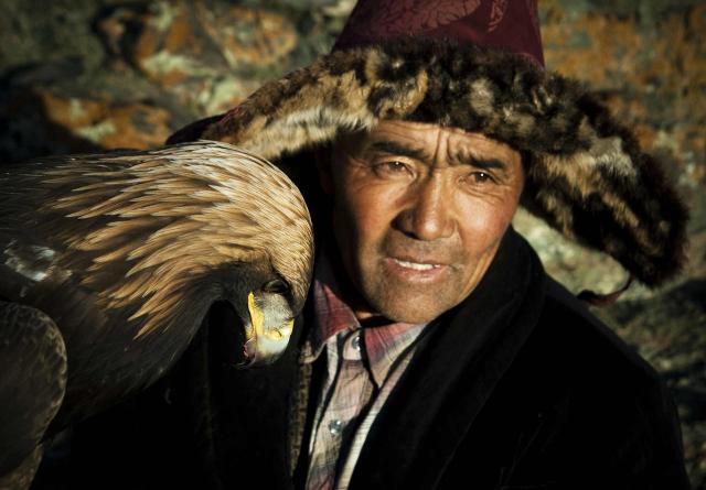 <p>Mongolsko - lovec se svým orlem</p>