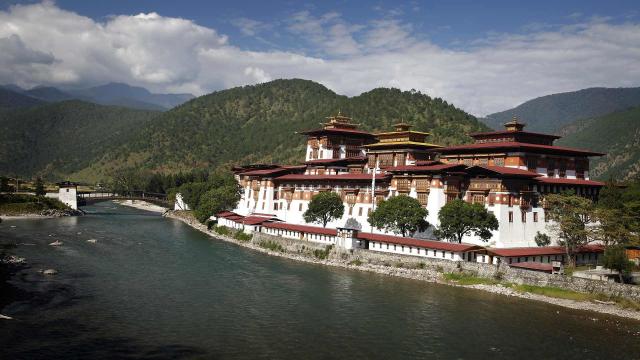 <p>Bhútán - pevnost Punakha Dzong</p>