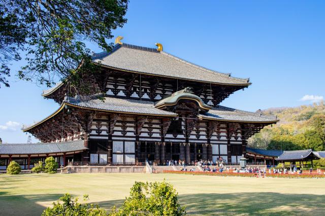 <p>Japonsko - chrám Tódaidži v Naře - foto Hanna May on Unsplas