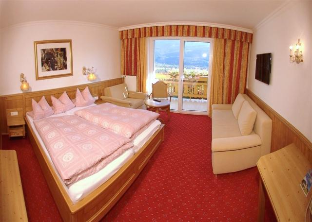 DZ-Deluxe-Haupthaus1.jpg