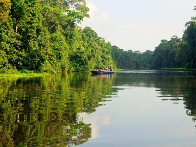 tortuguero_canals_07.jpg