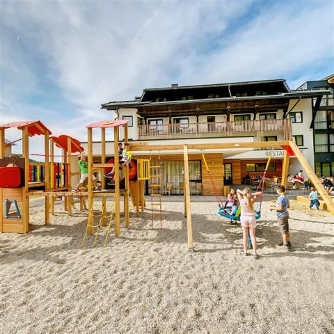 AT_KLU_Almresort_Krnten_zf4ftui_00024.jpg