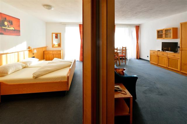 AT_KLU_Almhotel_Krnten_zf4ftui_00014.jpg