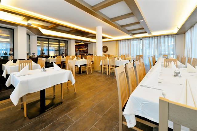 AT_KLU_Almhotel_Krnten_zf4ftui_00026.jpg