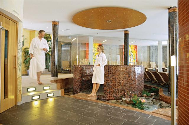 AT_SZG_Sporthotel_Wagrain_xgzua6n_00000.jpg