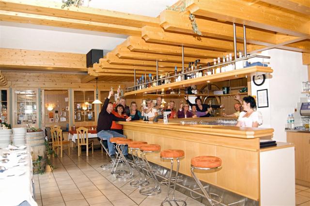 AT_INN_Tia_Monte__Tia_Mont_nwer8qL_00001.jpg