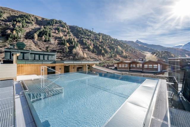 Pool (15).jpg