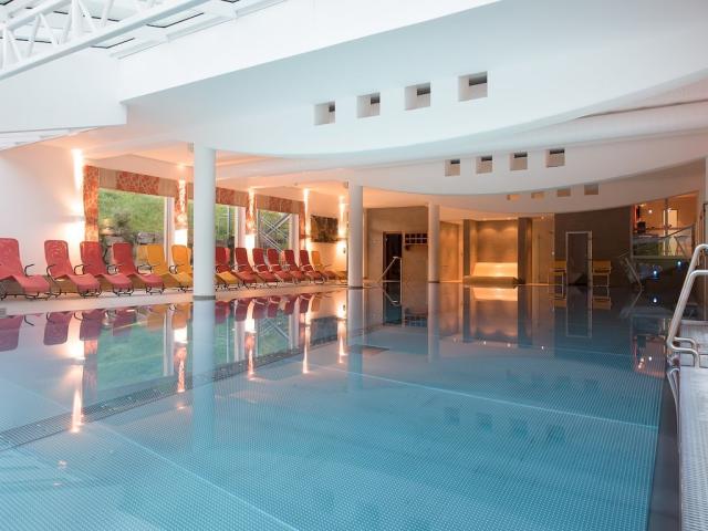Hallenbad 2_Druck1.jpg