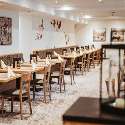 Restaurant.jpg