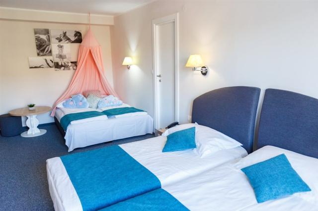 hotel-mirna-family-room-baldehin-extra-bed-18.jpg