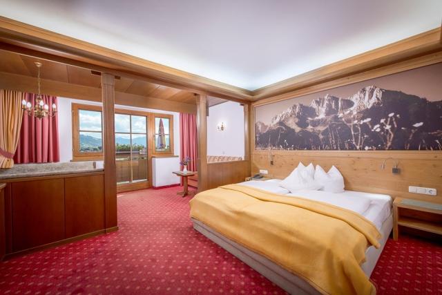 FamilienzimmerMittelhausHotelKirchdorfInTirolDoppelzimmer.jpg