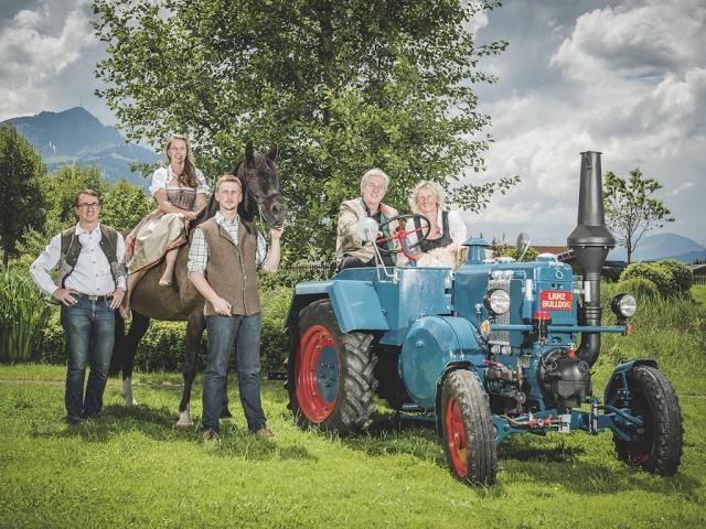 GastgeberFamilieHagsteinerFamilotelLandgutFurtherwirtKirchdorf 