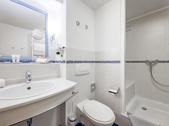 FamAppartement_Landhaus_Badezimmer.jpg