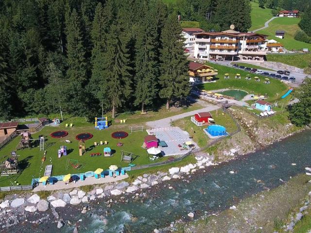 Berghof Film 4.jpg