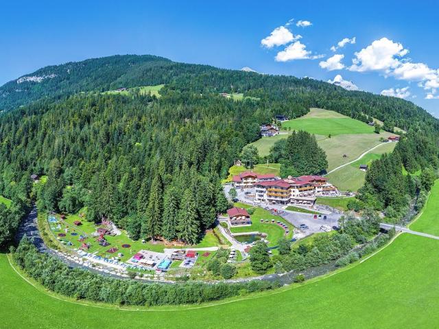 berghof1.korr.jpg