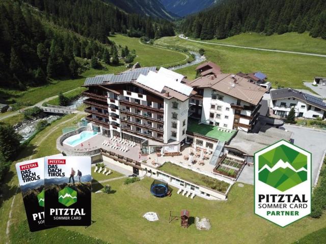 Hotel mit Sommer Card.jpg
