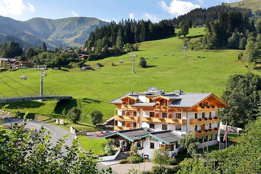 Haus_Sommer3_900x6001.jpg