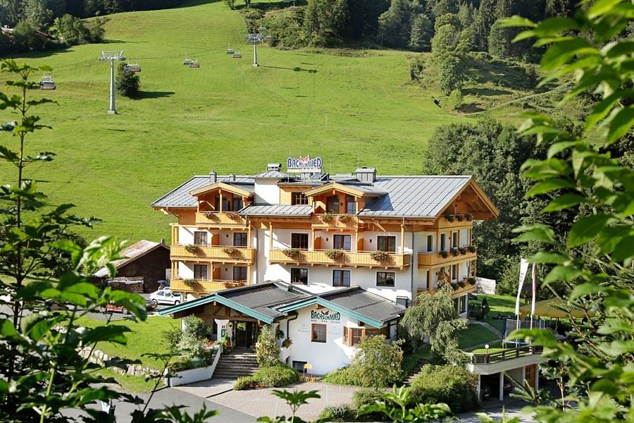 Haus_Sommer4_900x6001.jpg