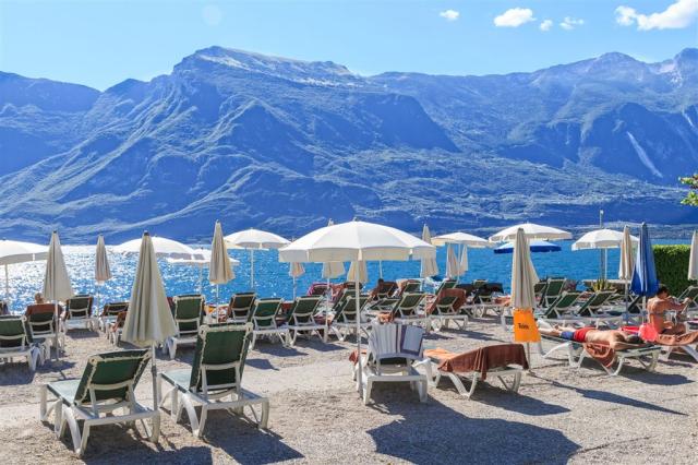 VRN-03353-016 Villa Lucia Beach.jpg