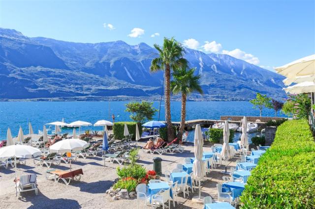 VRN-03353-017 Villa Lucia Beach.jpg