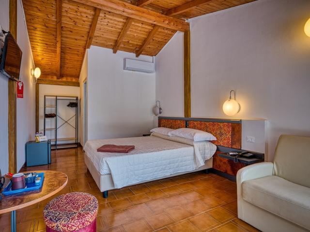 VRN-03353-2025-hotelleonardodavinci-camerastandard-3.jpg