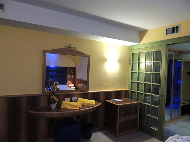 BZO-03632-046.jpg