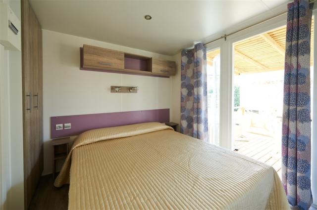 VRN-03960-SUITE 1 Bedroom-001.jpg