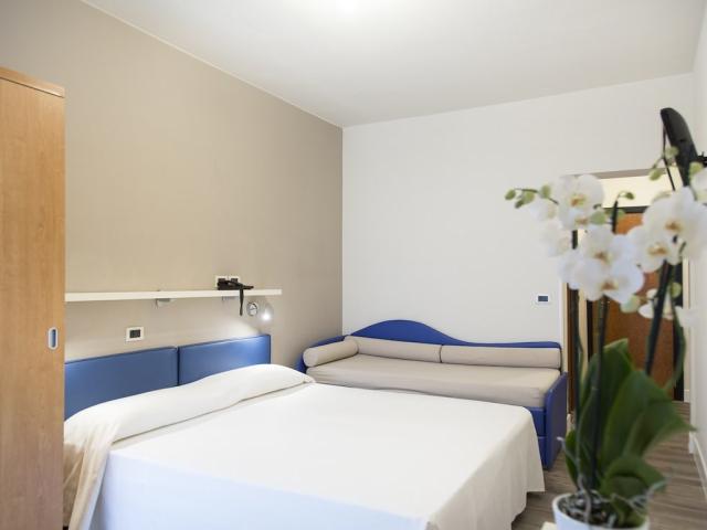 VRN-03347-017 Standard.jpg