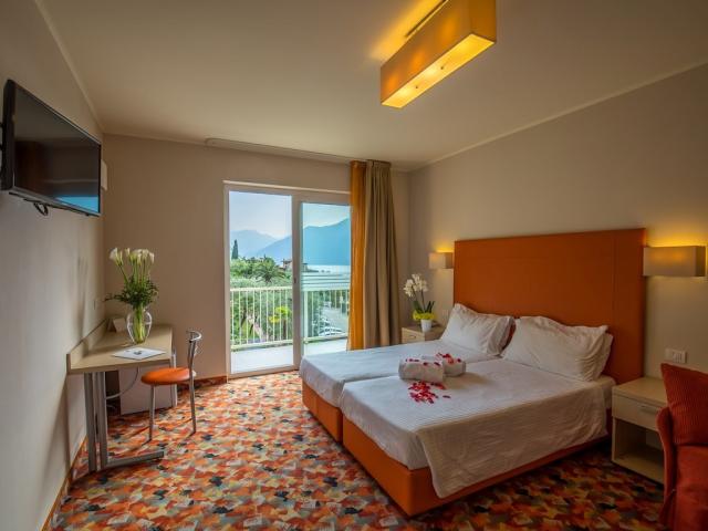 VRN-03347-025 Superior Villa Luciaeb58d2c2-af00-4091-a7db-42d40