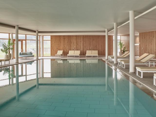 2304bb_falkensteiner-bad-leonfelden-innenpool-0641_eciRGB.jpg