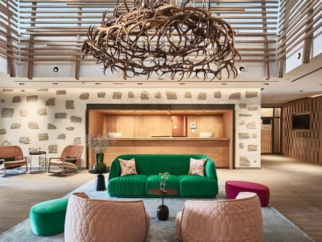 2304bb_falkensteiner-bad-leonfelden-lobby_rezeption-0178_eciRGB