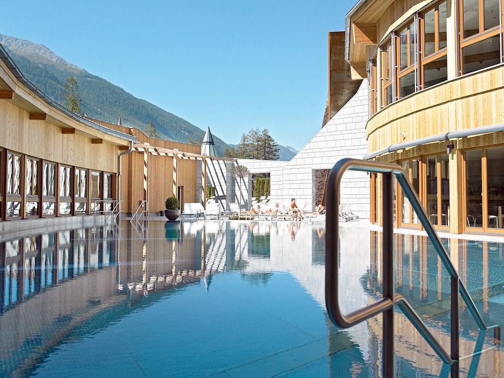 AT_INN_Aqua_Dome_hnwzv4b_00019.jpg