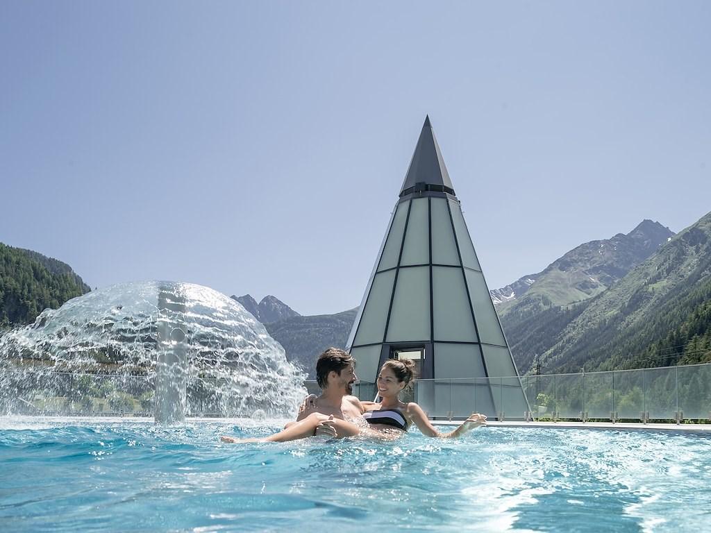 schale-sommer-aqua-dome-tirol-therme-laengenfeld.jpg