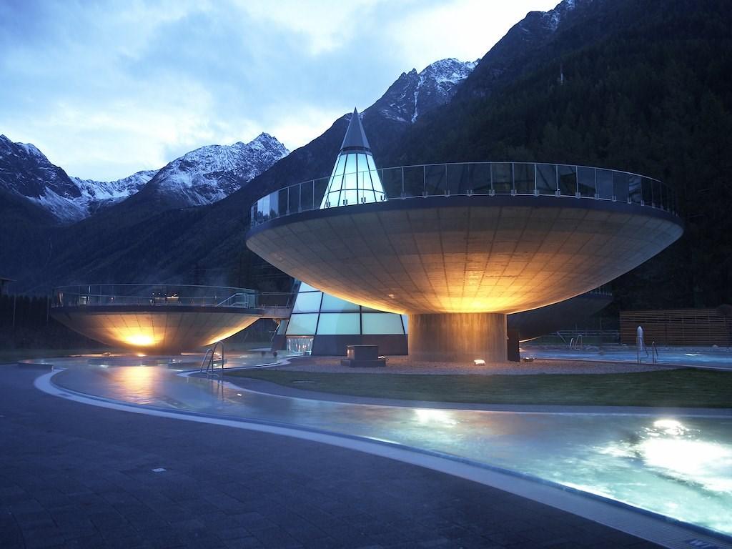 therme-abendstimmung-aqua-dome-tirol-therme-laengenfeld.jpg