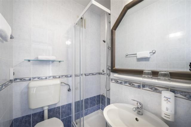 Double_Room_With_Seaside_Balcony_S2BM_3.jpg